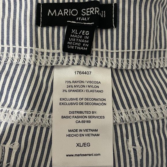 Mario Serrani Comfort Stretch Capri Pants Women Size XL Blue White Pinstripe - Picture 7 of 8